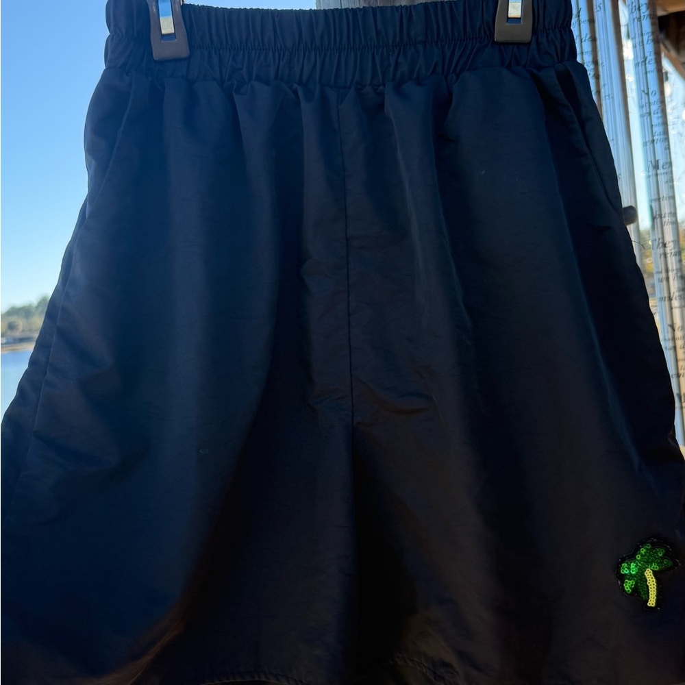 ROMWE Black Men's Athletic Shorts with Green Embroidery